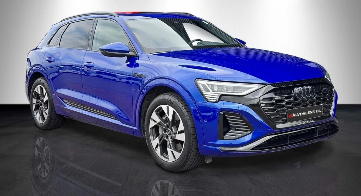 Audi Q8 e-tron, 55 Q S-Line 360k Pano Tažné - fotka 2