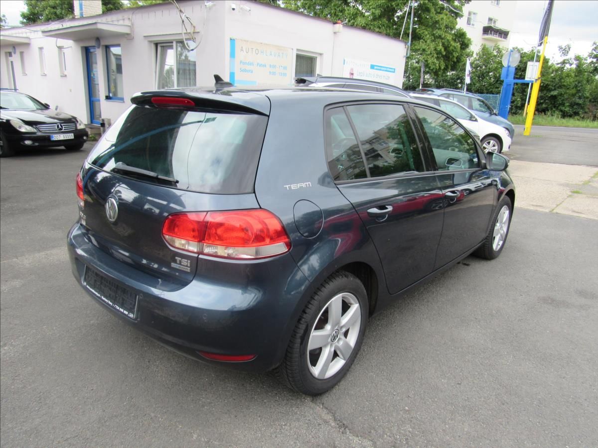 Volkswagen Golf, 1,2 TSI 77kW BMT Team - fotka 6