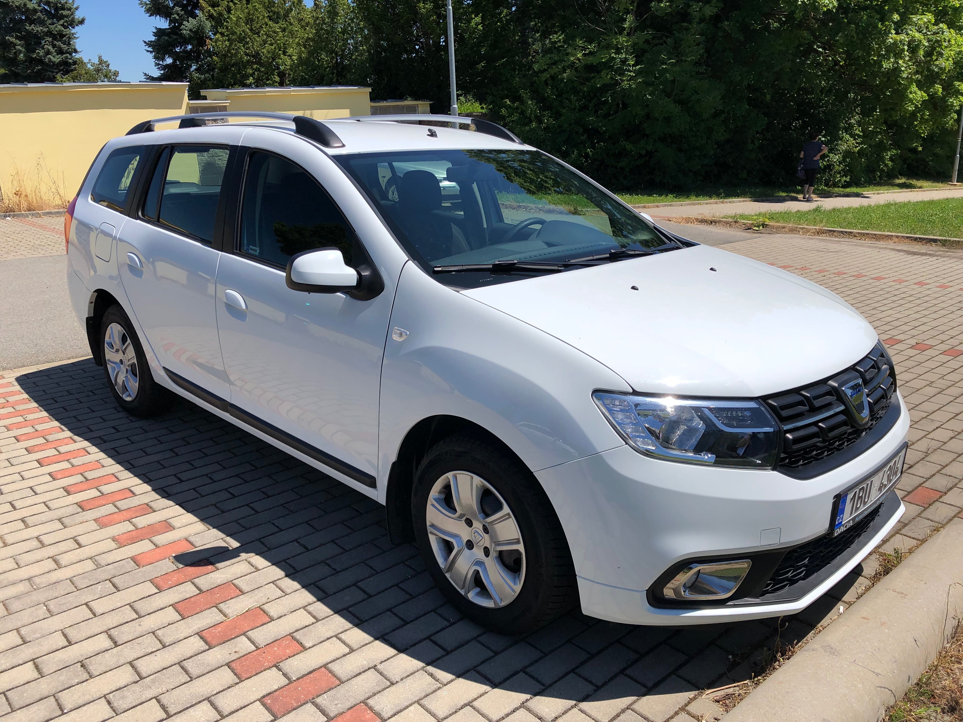 Dacia Logan, 1,0 tažné, zimní pneu - fotka 5