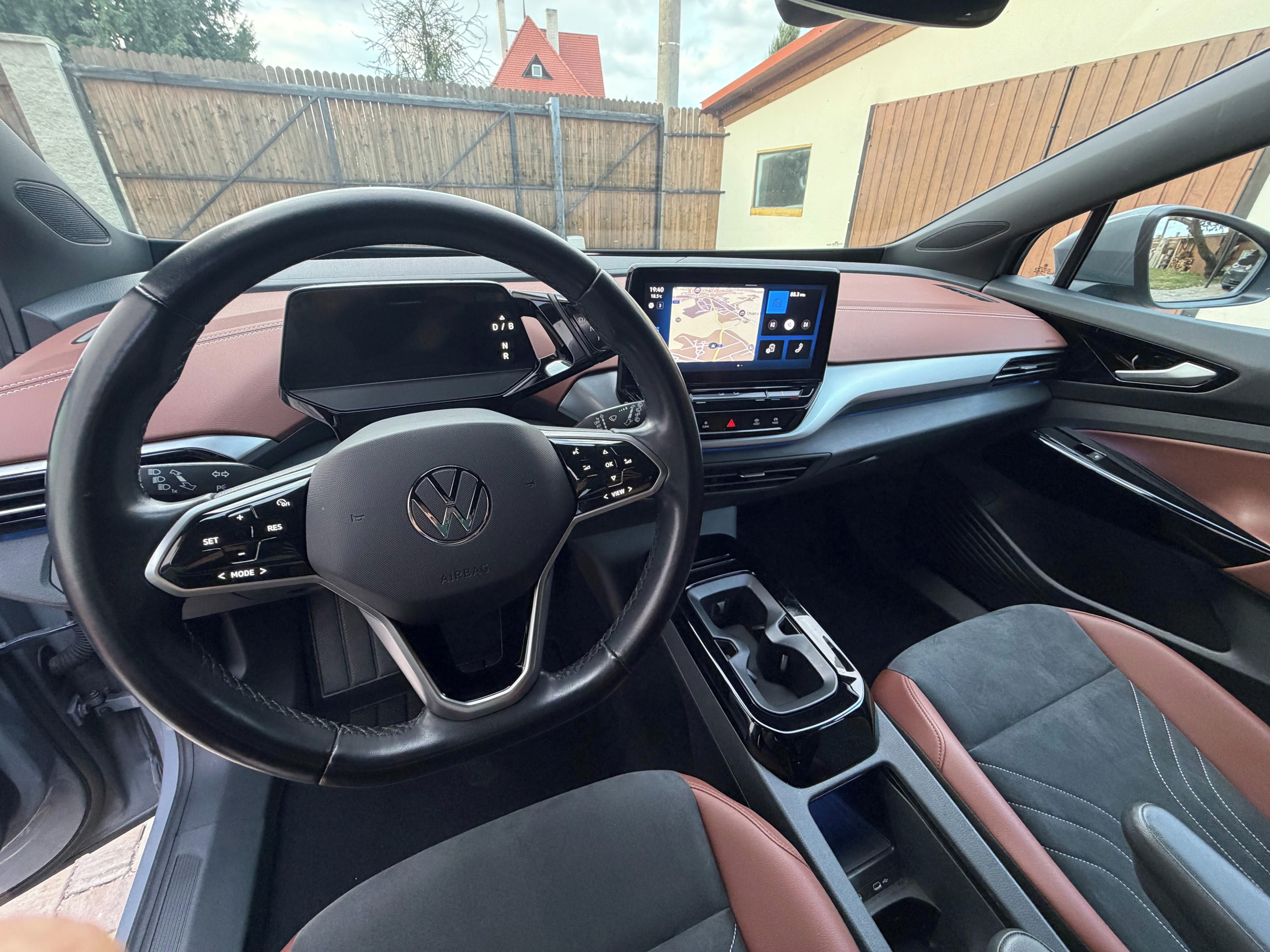 Volkswagen ID.4, Pure, 52kwh, Matrix, tažné - fotka 6