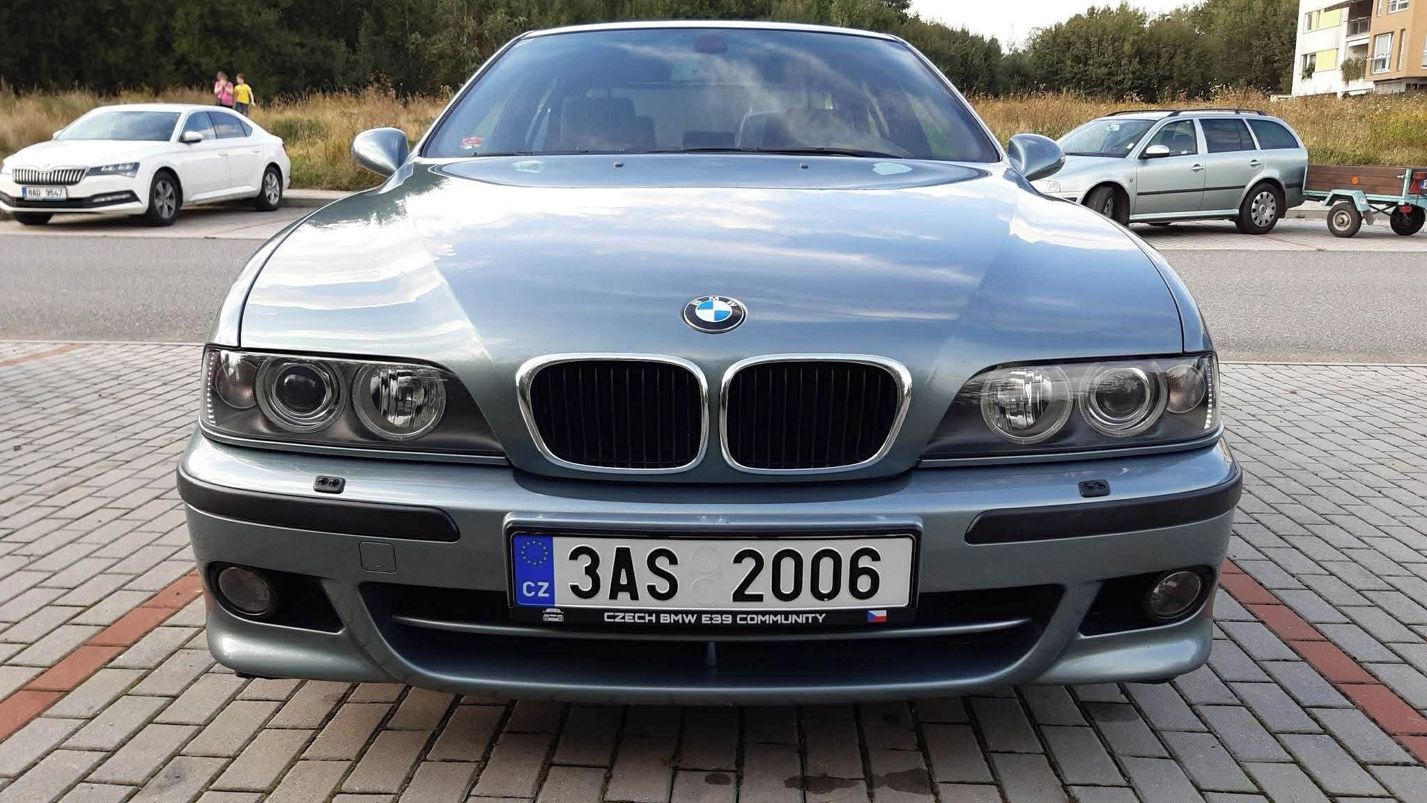 BMW Řada 5, 530i - fotka 5