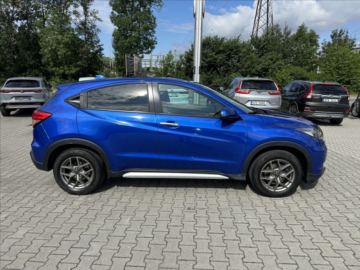 Honda HR-V, 1,5 i-VTEC Elegance - fotka 2