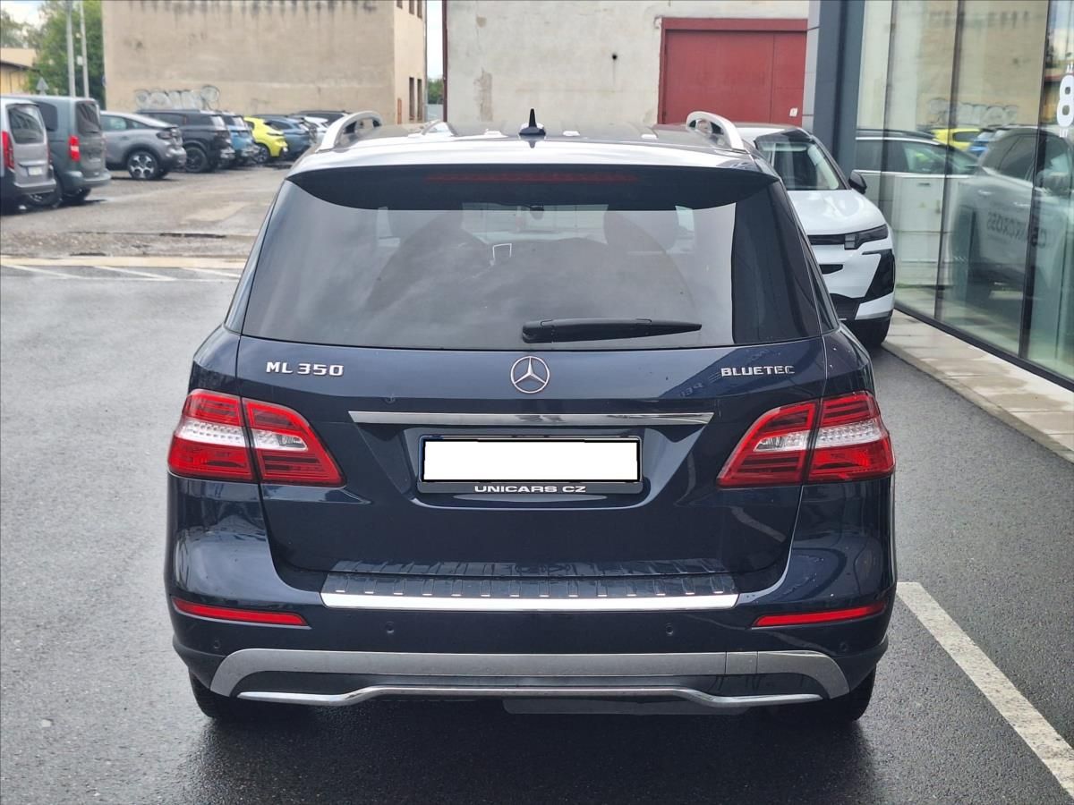 Mercedes-Benz Třídy M, 3,0 Bluetec 4Matic  ML 350 ČR - fotka 6