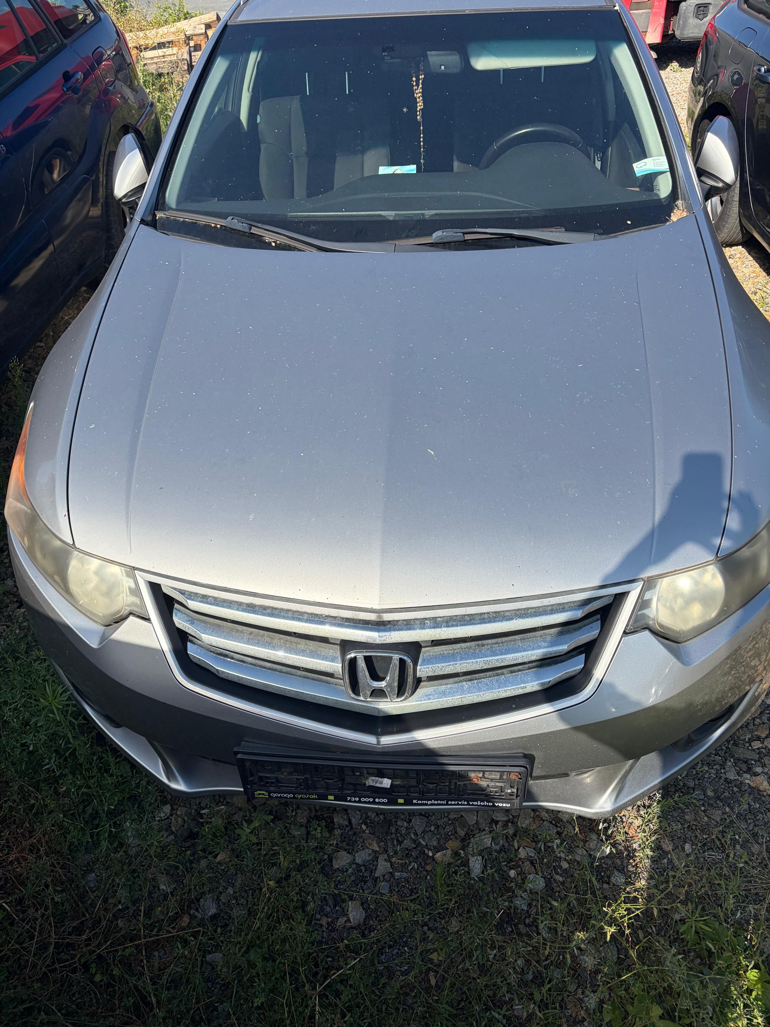 Honda Accord, Tourer 2.2 i-Dtec REZERVACE - fotka 3