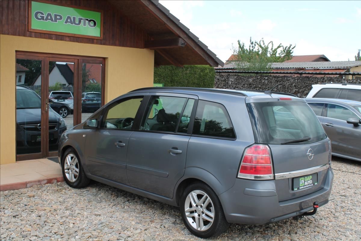 Opel Zafira, 1.9 CDTi 74kW 7-MÍST - fotka 4