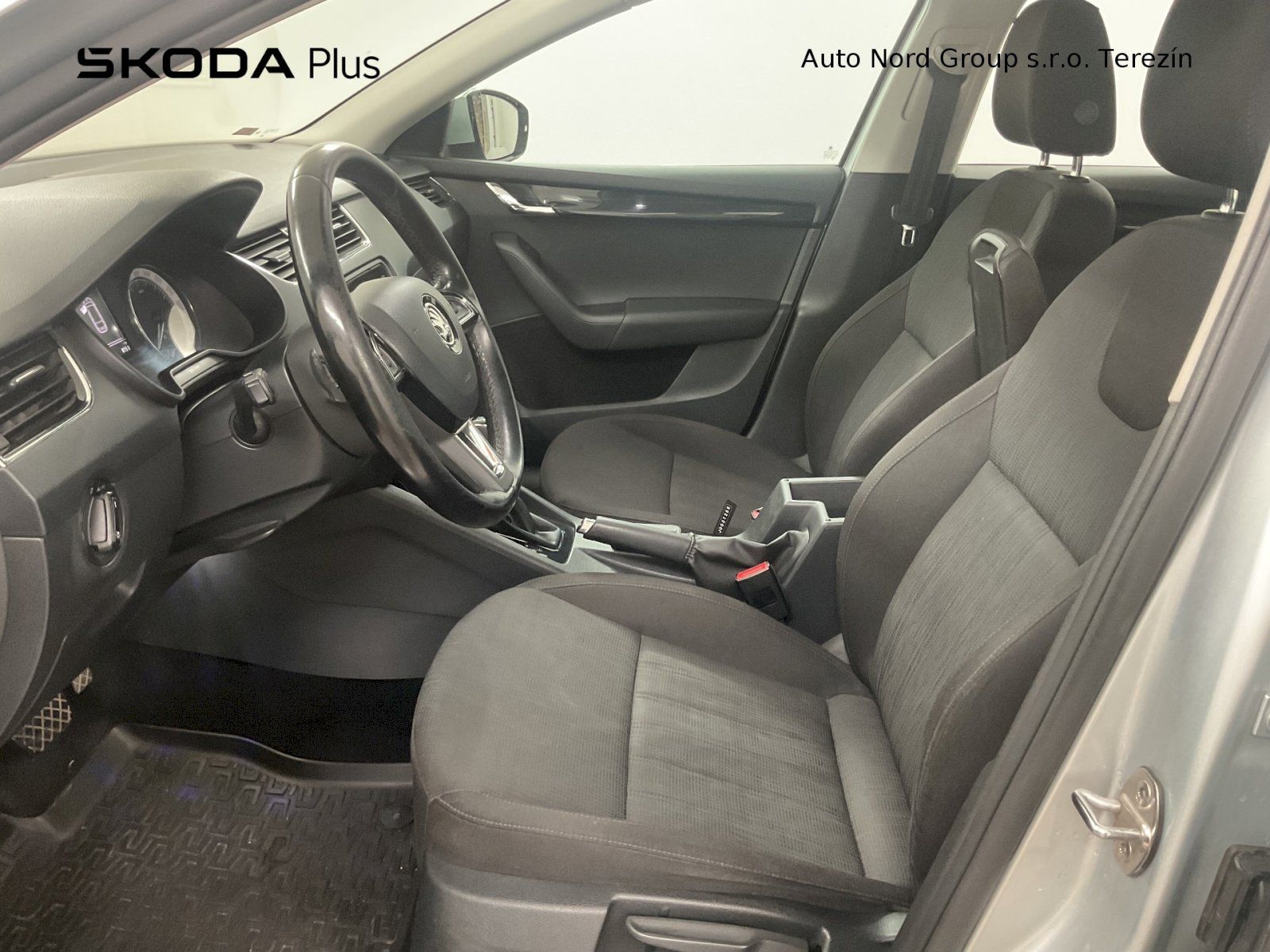 Škoda Octavia, OCT.COM ELEG 110/2.0 6AG - fotka 5