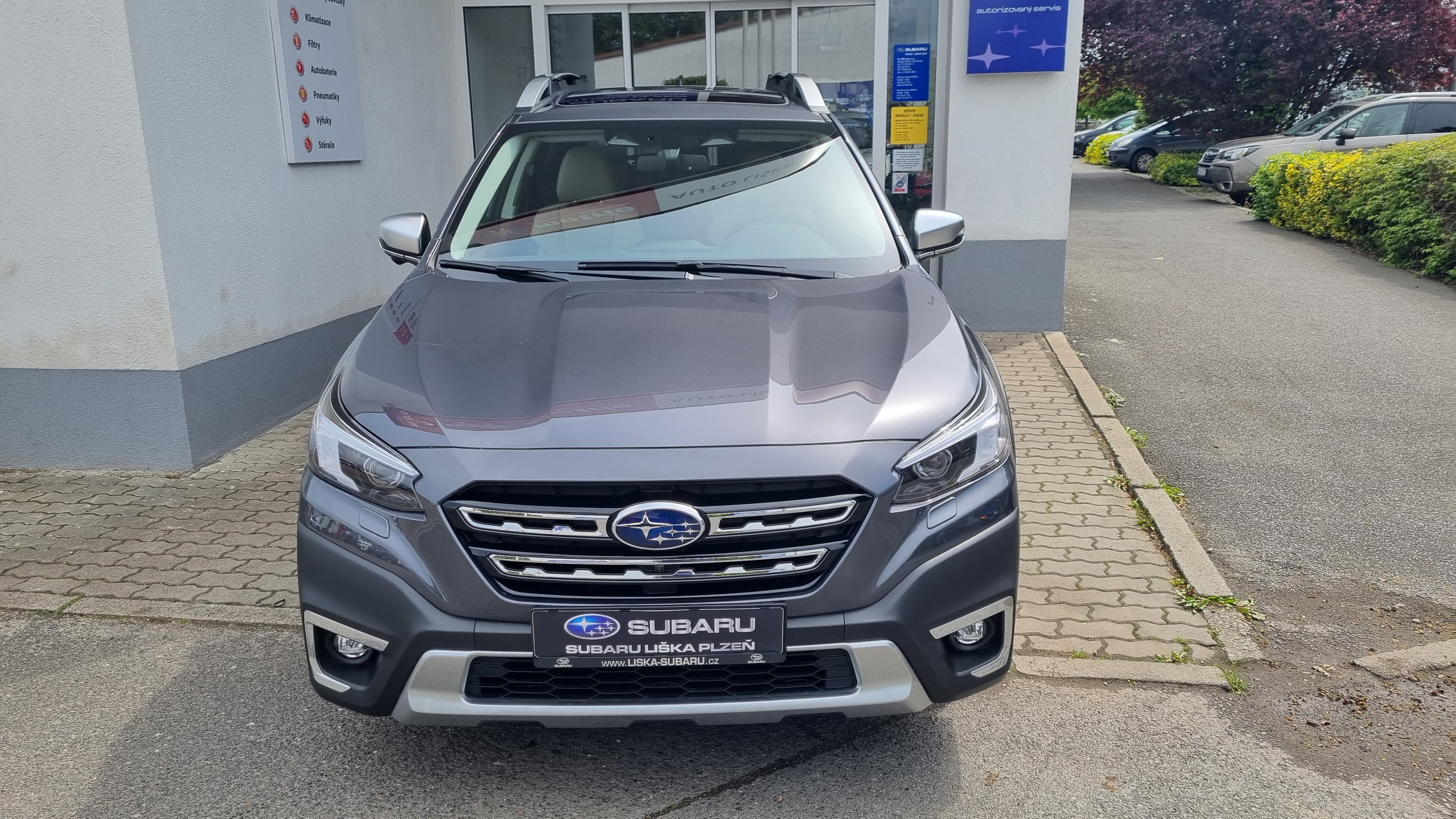 Subaru Outback, 2,5 CVT Touring - poslední kus - fotka 5