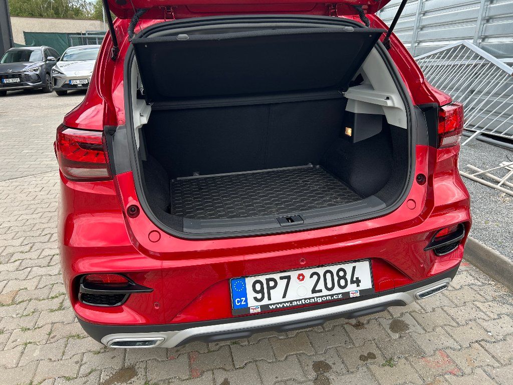 MG ZS, Exclusive 1,0 Turbo 82kW AT6 - fotka 6