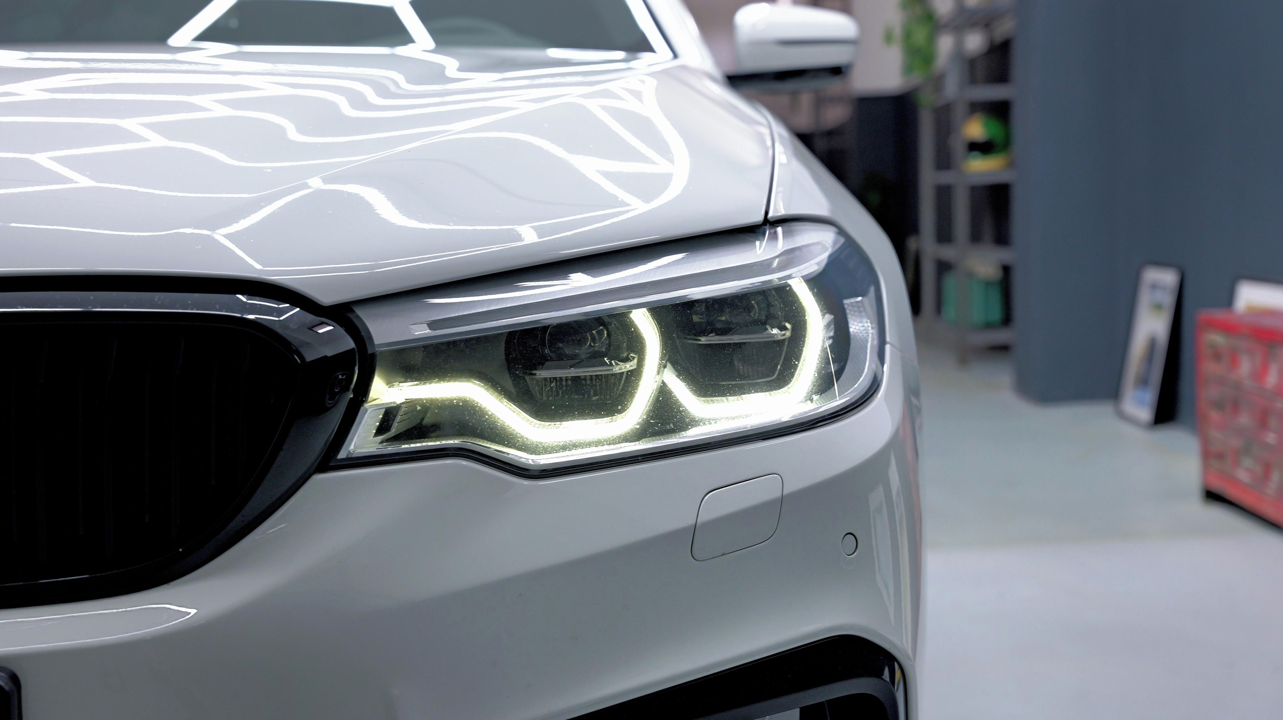 BMW Řada 5, 520d xDrive | servis | DPH - fotka 5