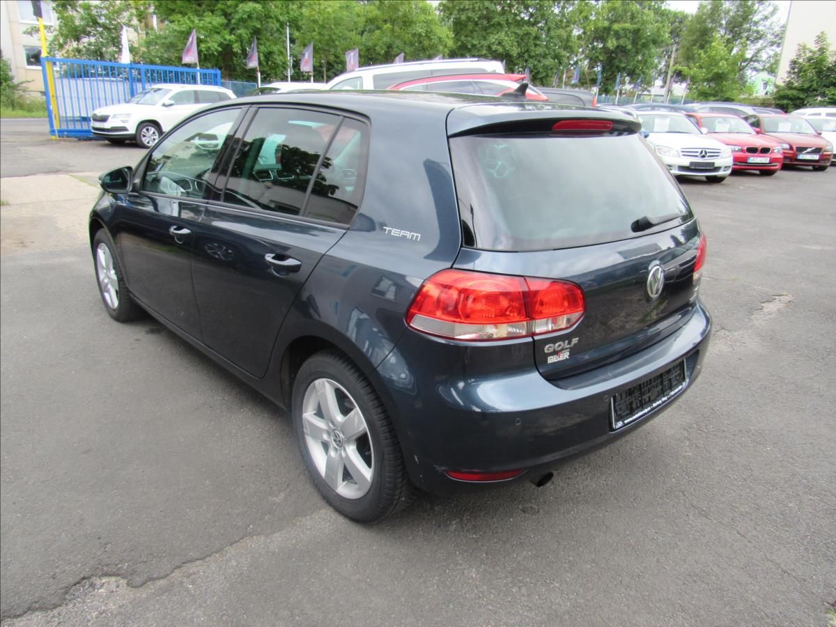 Volkswagen Golf, 1,2 TSI 77kW BMT Team - fotka 4