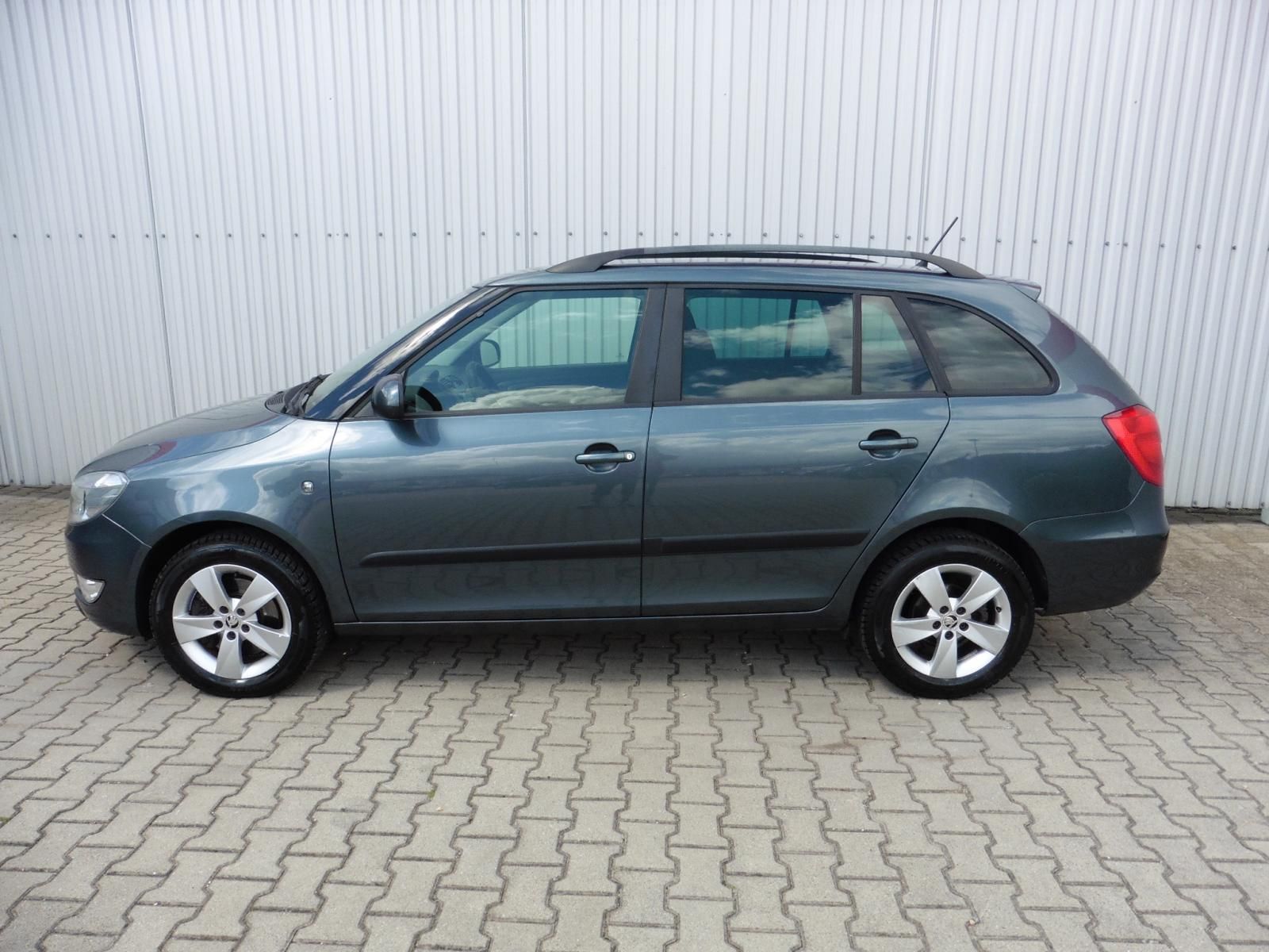 Škoda Fabia, II Combi 1.2 TSi Elegance 77kW - fotka 3