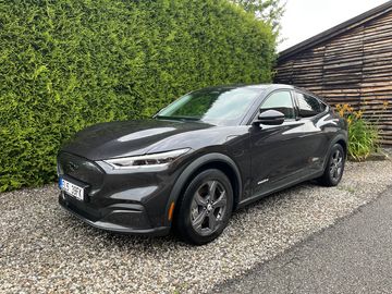SR 75,7 kWh - 93% SOH