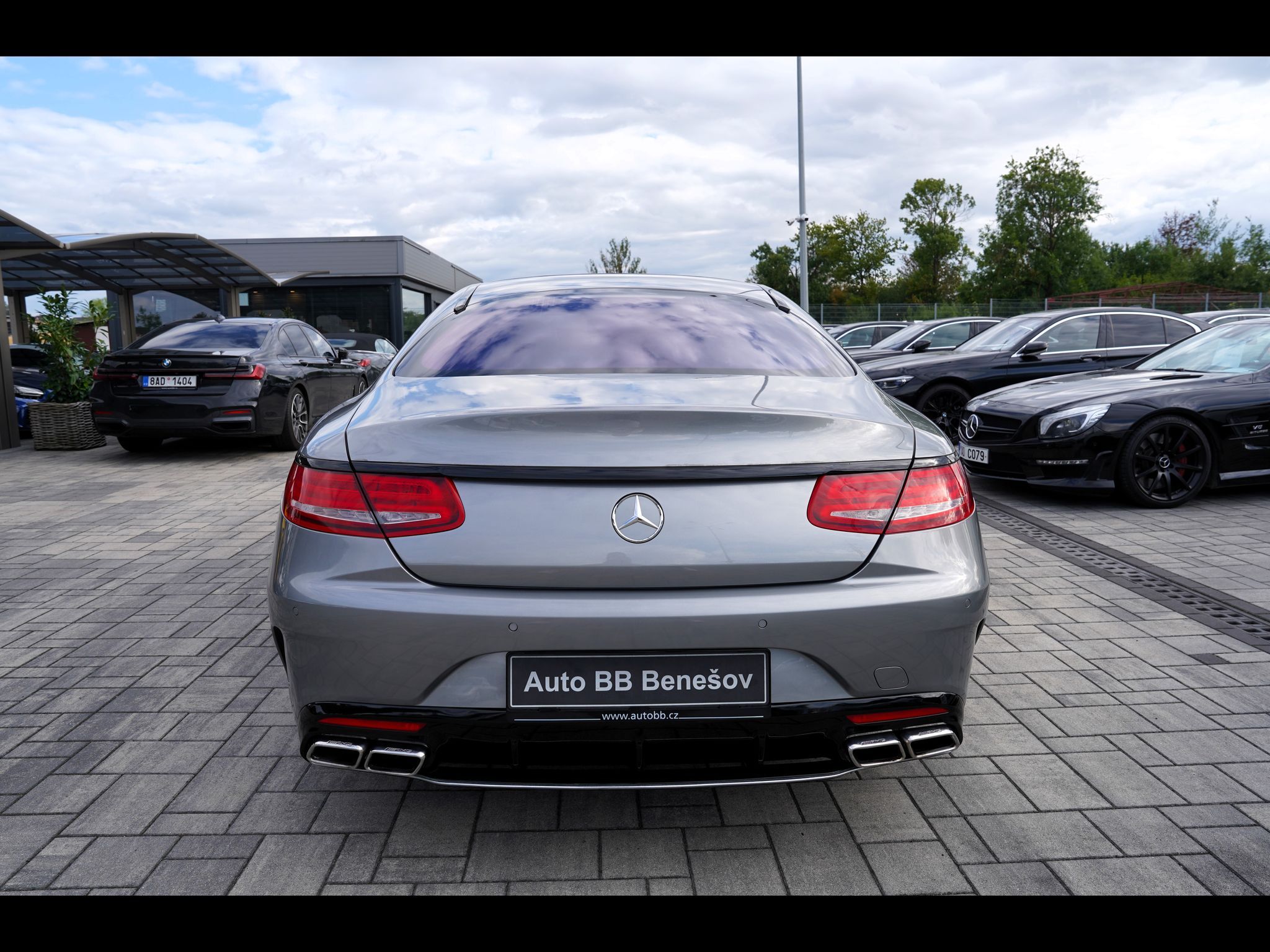 Mercedes-Benz Třídy S, S 500 4Matic Coupe AMG - fotka 5