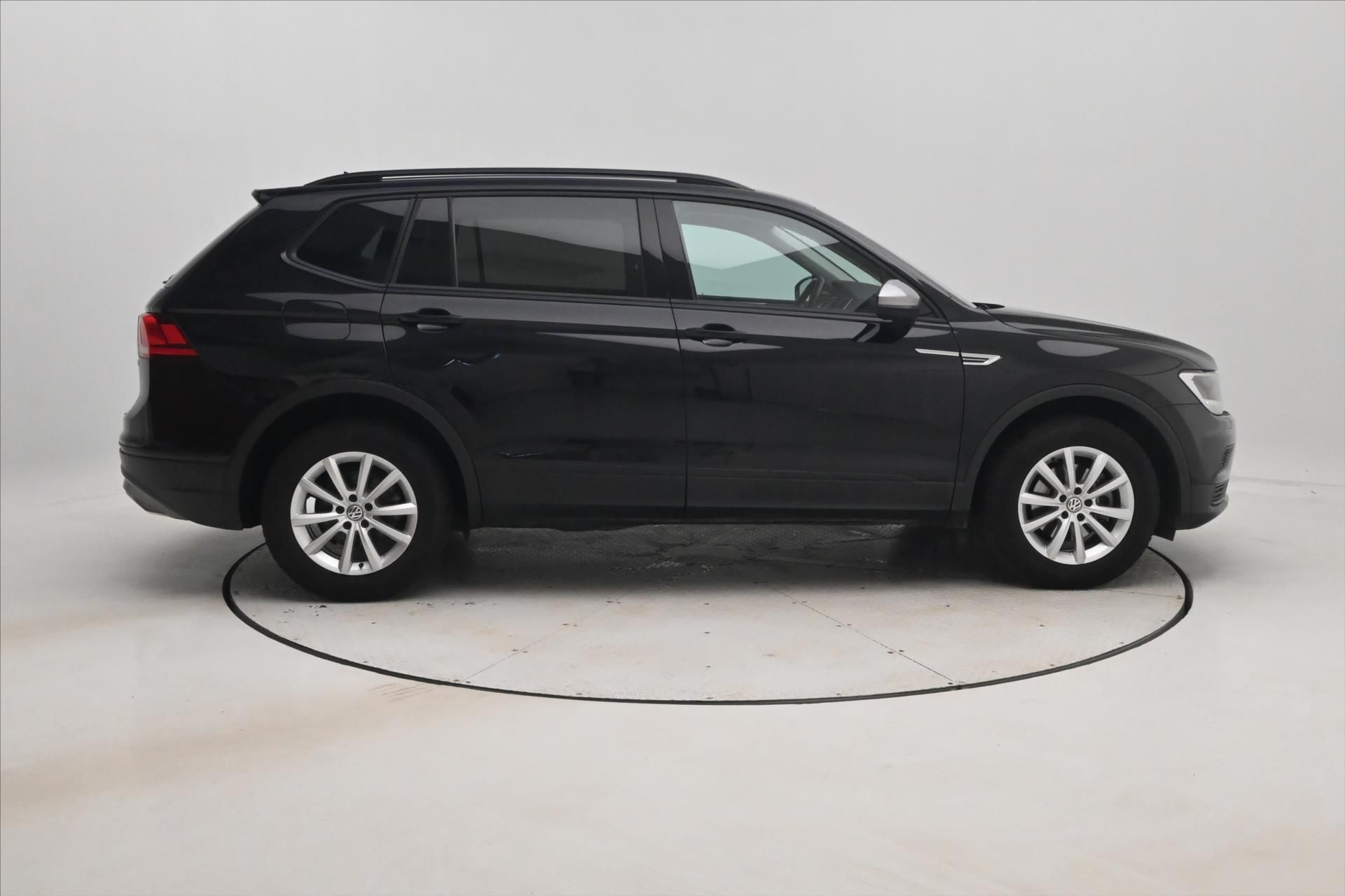 Volkswagen Tiguan Allspace, 1,4 TSI 110kW Tažné Záruka až - fotka 4