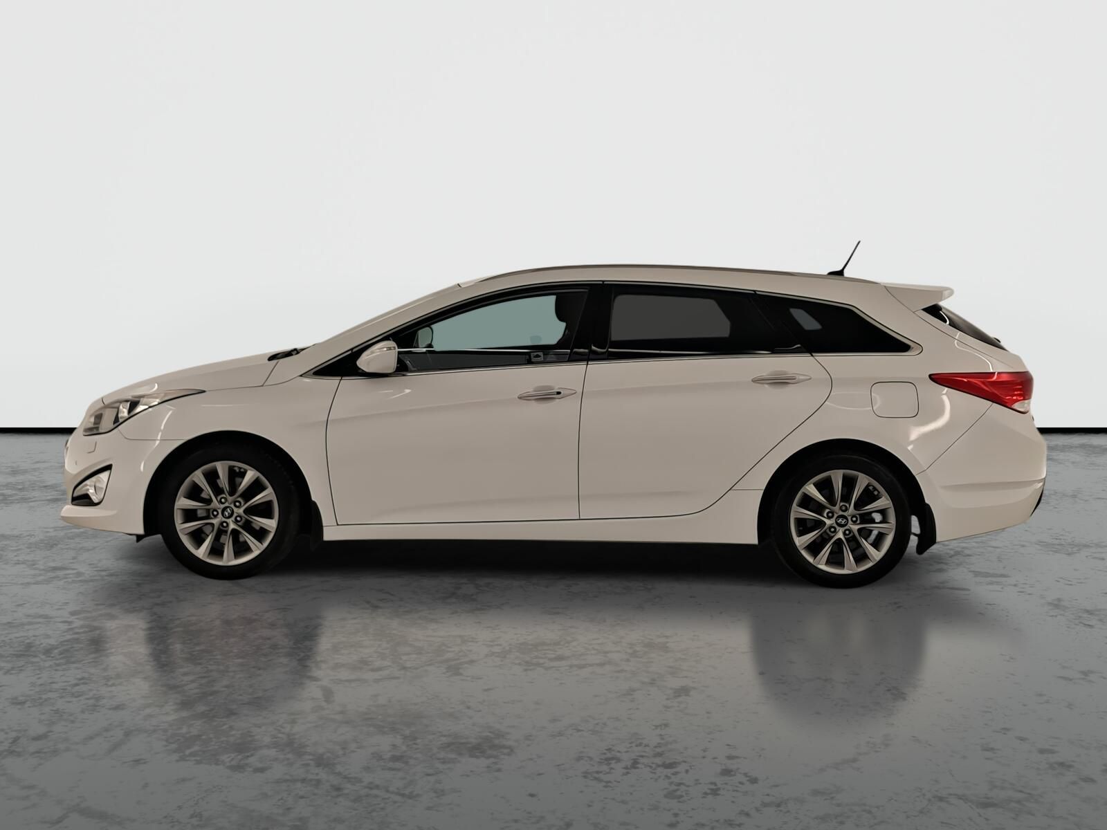 Hyundai i40, 1.7 CRDi, Serv.kniha, Xenony - fotka 3