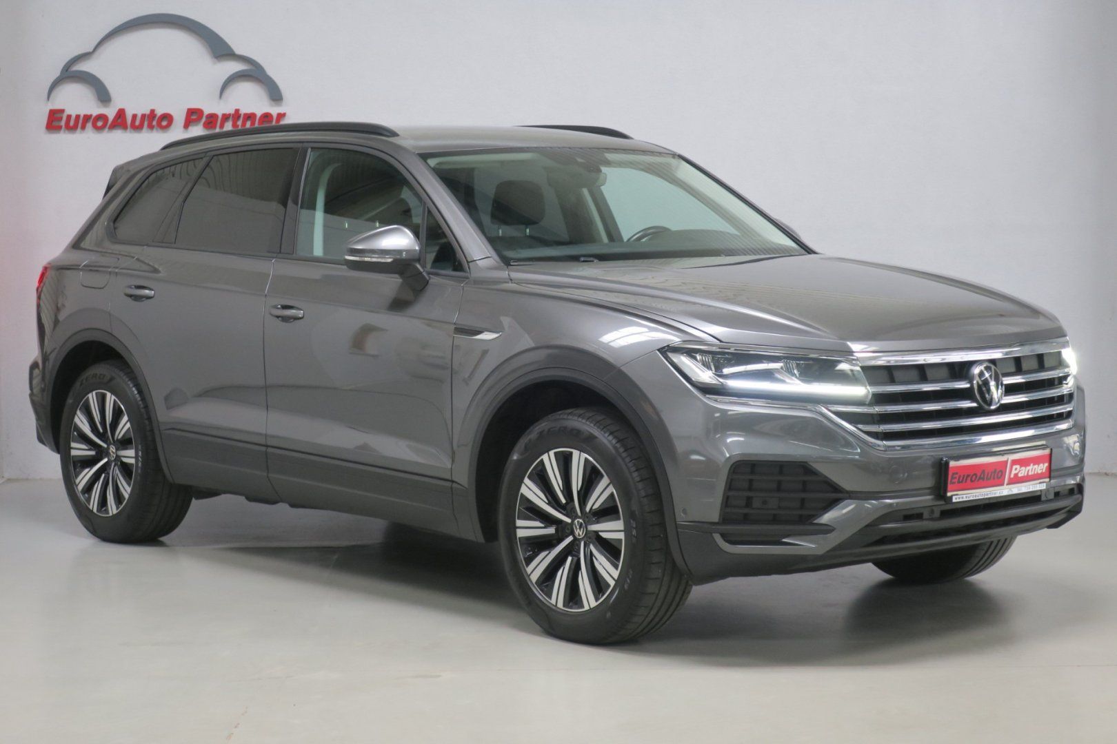Volkswagen Touareg, 3,0 TDI V6 ČR tažné 3,5t - fotka 5