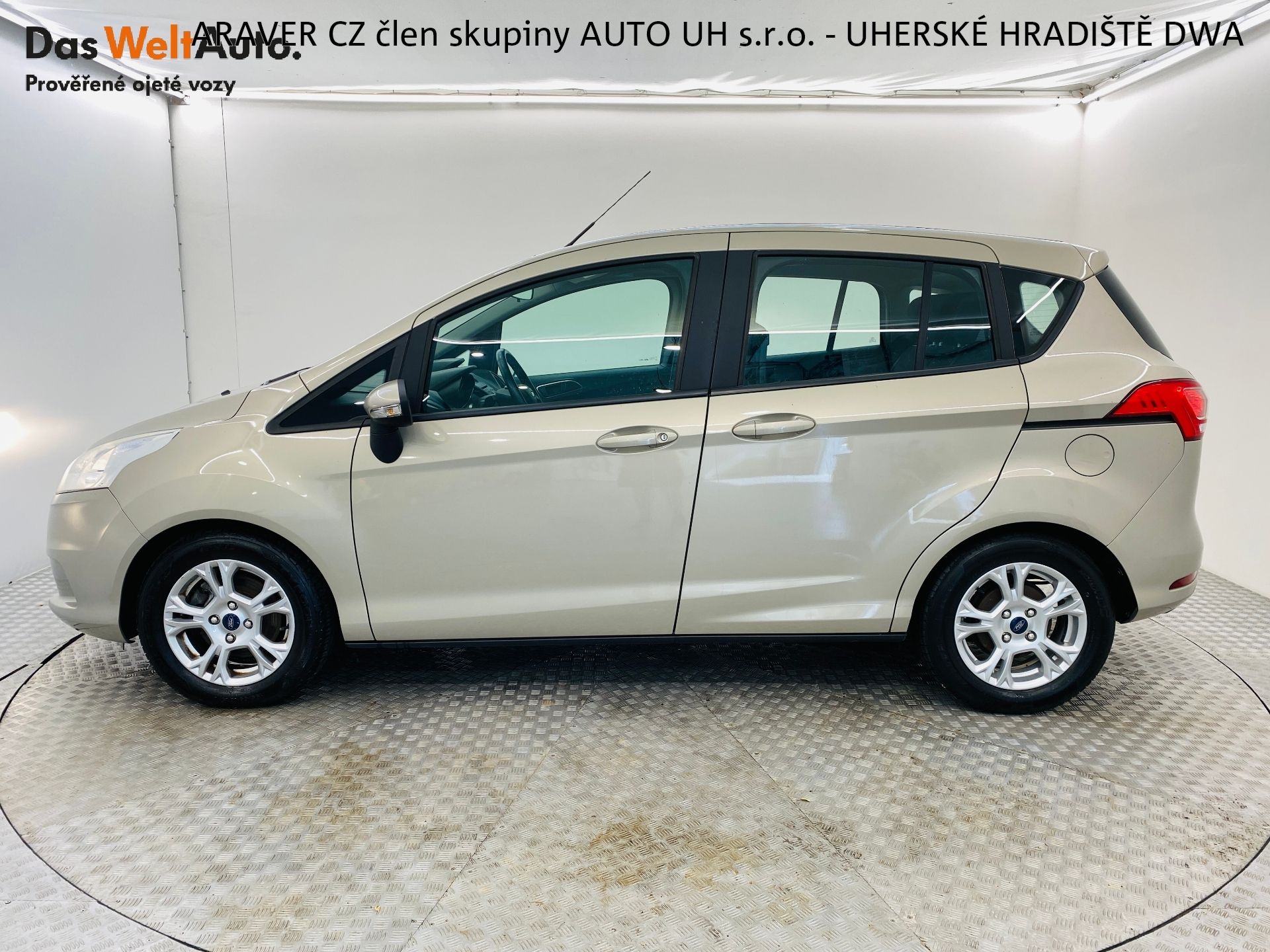 Ford B-MAX, 1.0EcoBoost 74kW - fotka 3