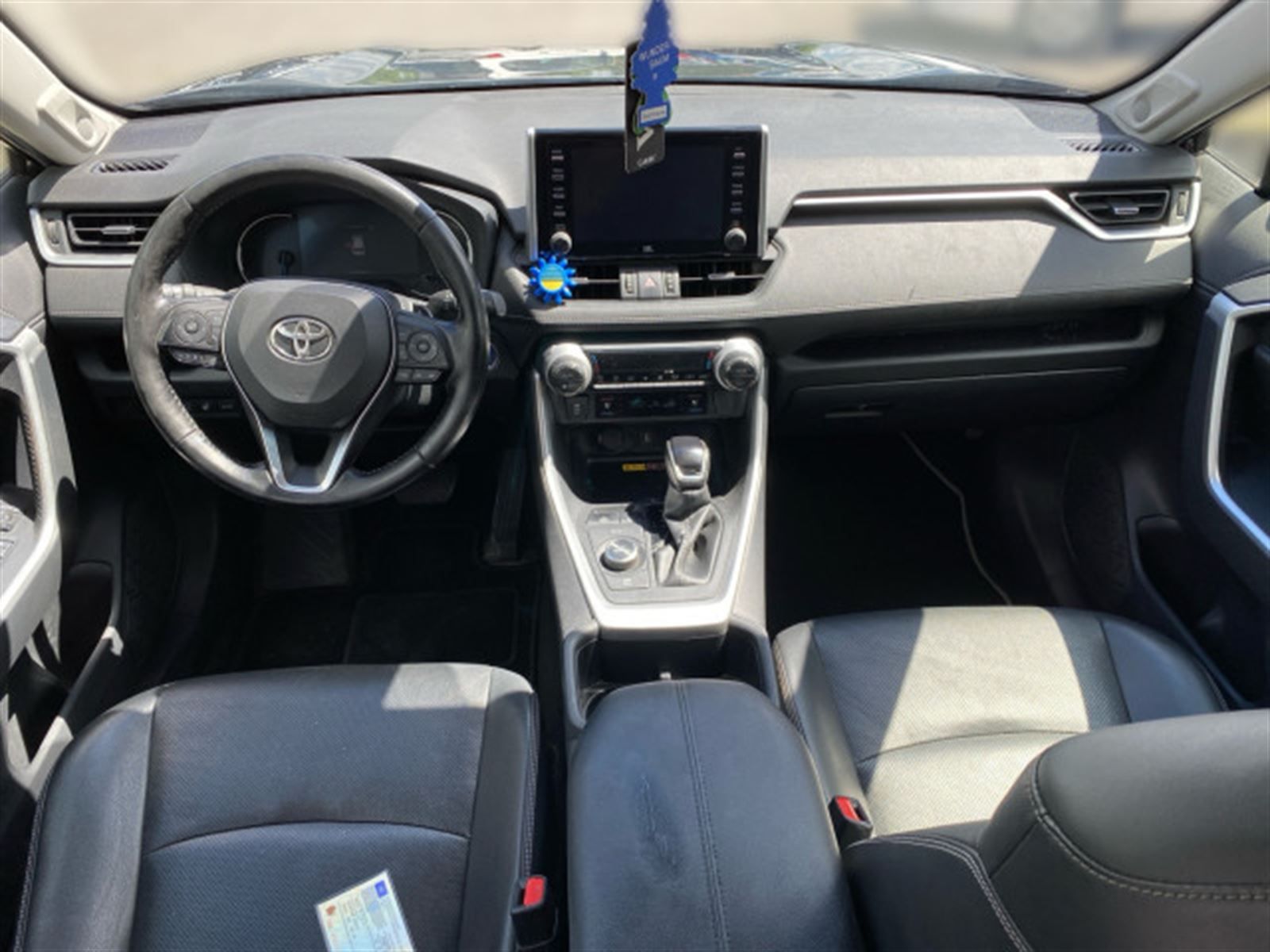 Toyota Rav4, 2.0 Hybrid e-CVT 4WD AT - fotka 5