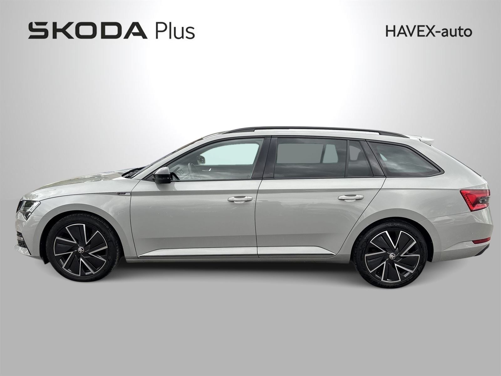 Škoda Superb, Combi 2.0 TDI DSG Sportline - fotka 3