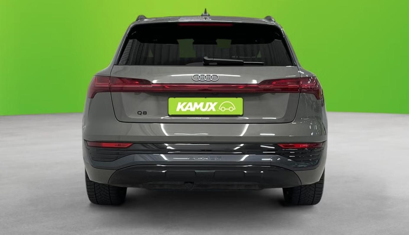 Audi Q8 e-tron, 55 Q 360kam Pano Matrix Tažné - fotka 5