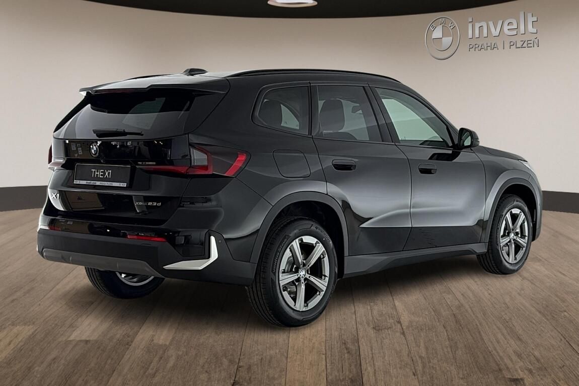 BMW X1, xDrive23d - fotka 3