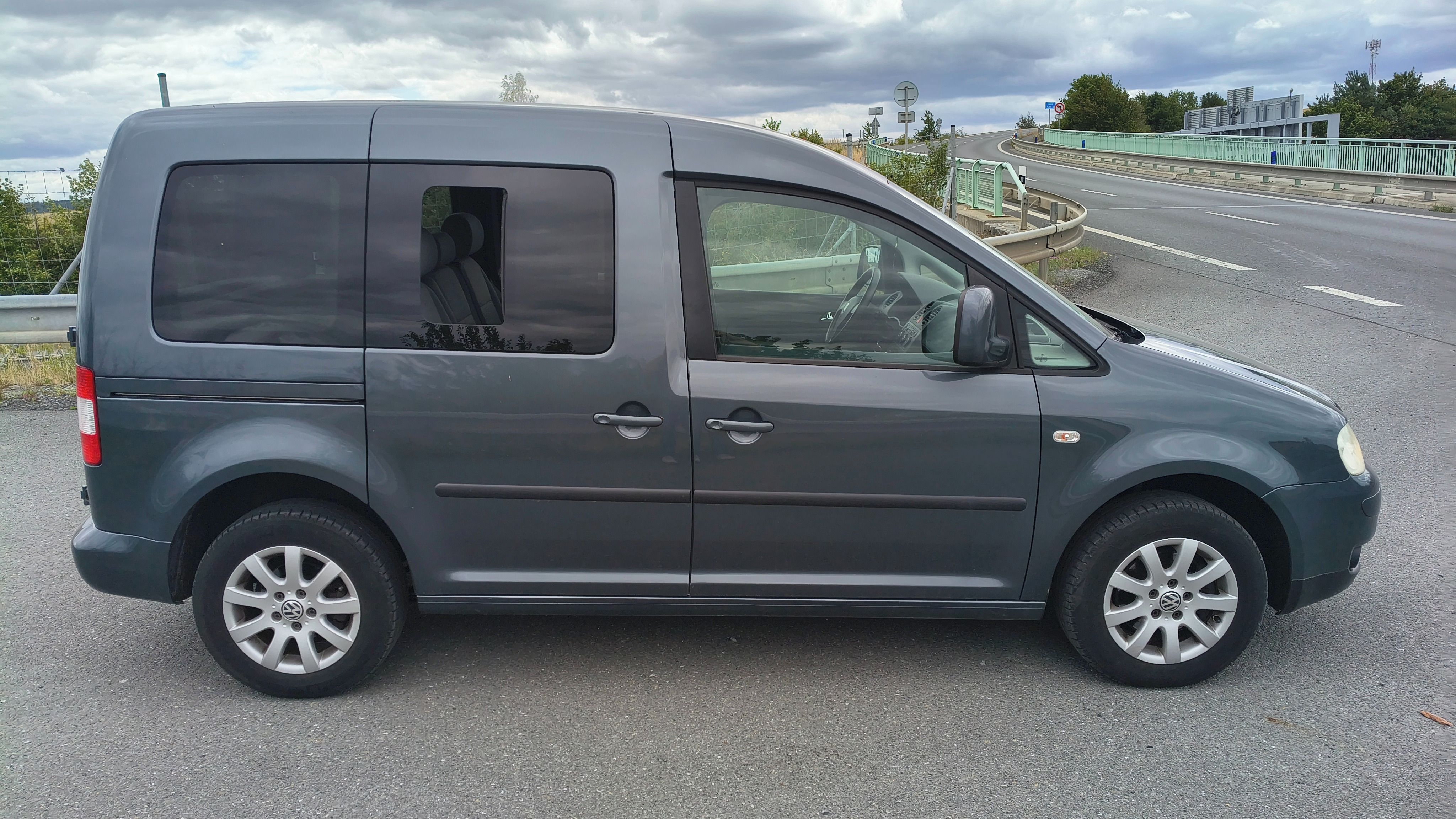 Volkswagen Caddy, 1.6i 75kw digiklima výhřev - fotka 6