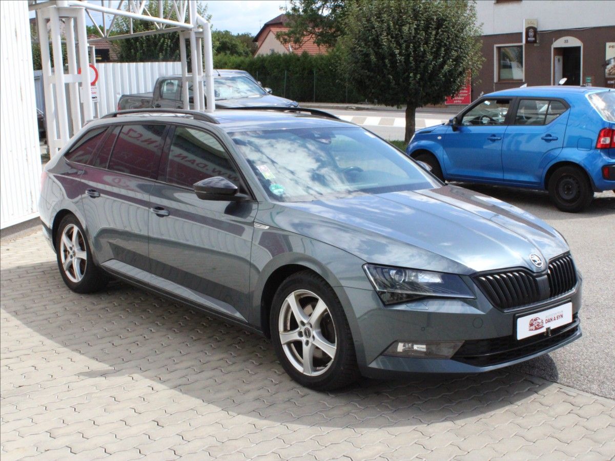 Škoda Superb, 2,0 TDI DSG 140KW SPORTLINE - fotka 2