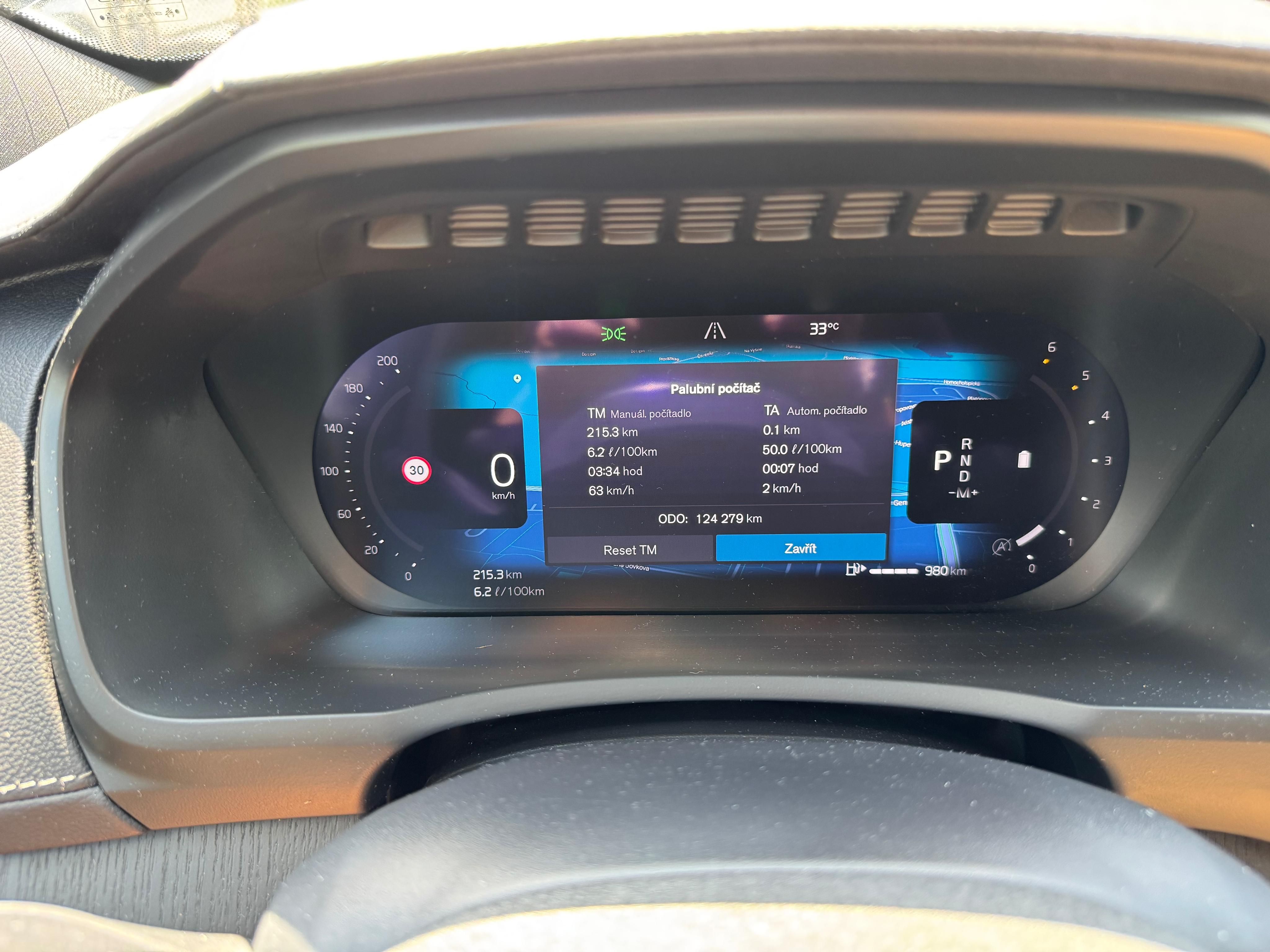 Volvo XC90, B5 2.0L PLUS Bright - fotka 3
