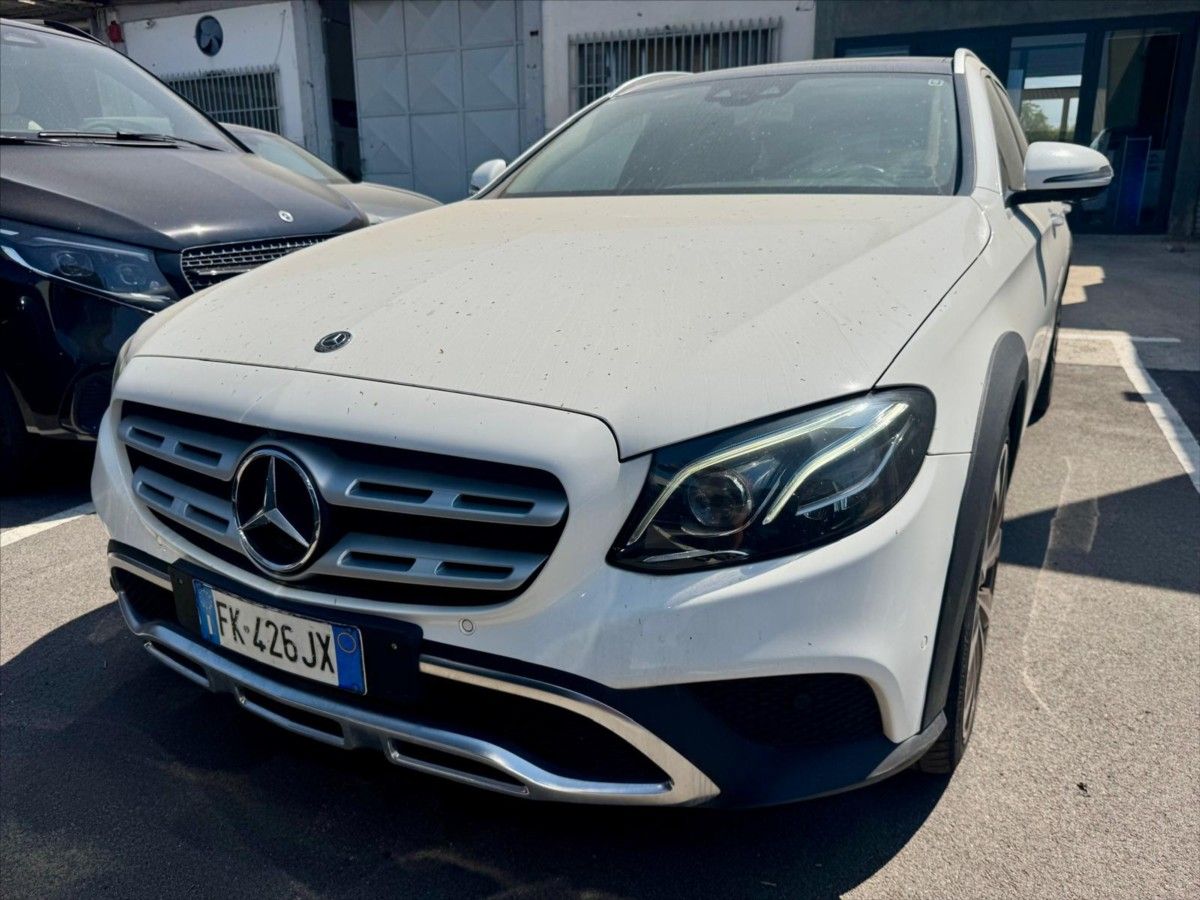 Mercedes-Benz Třídy E, 2,0 4Matic Auto All-Terrain od