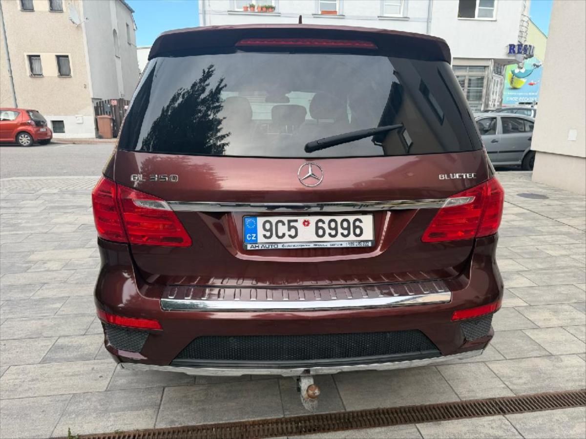 Mercedes-Benz GL, 3,0 GL 350 Bluetec 4Matic - fotka 5