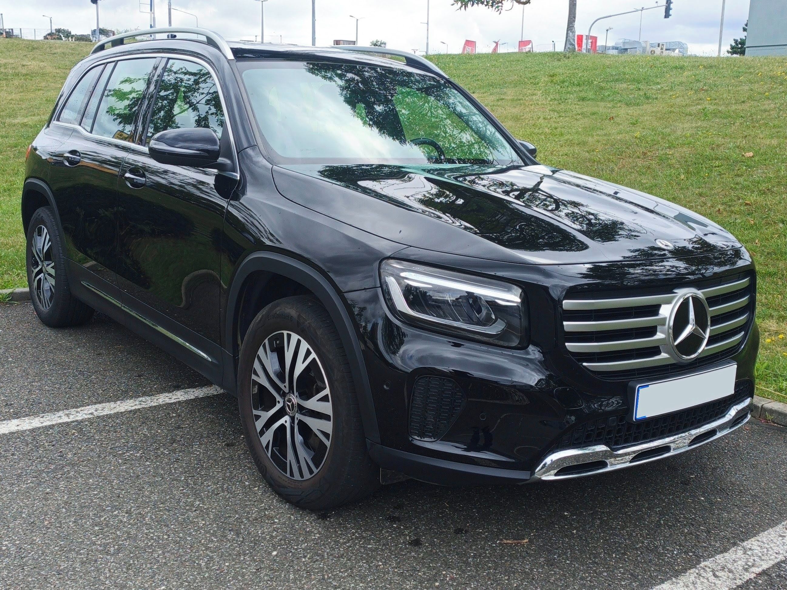 Mercedes-Benz GLB, 200d 4MATIC, ČR*1.Maj.*ZÁRUKA - fotka 3