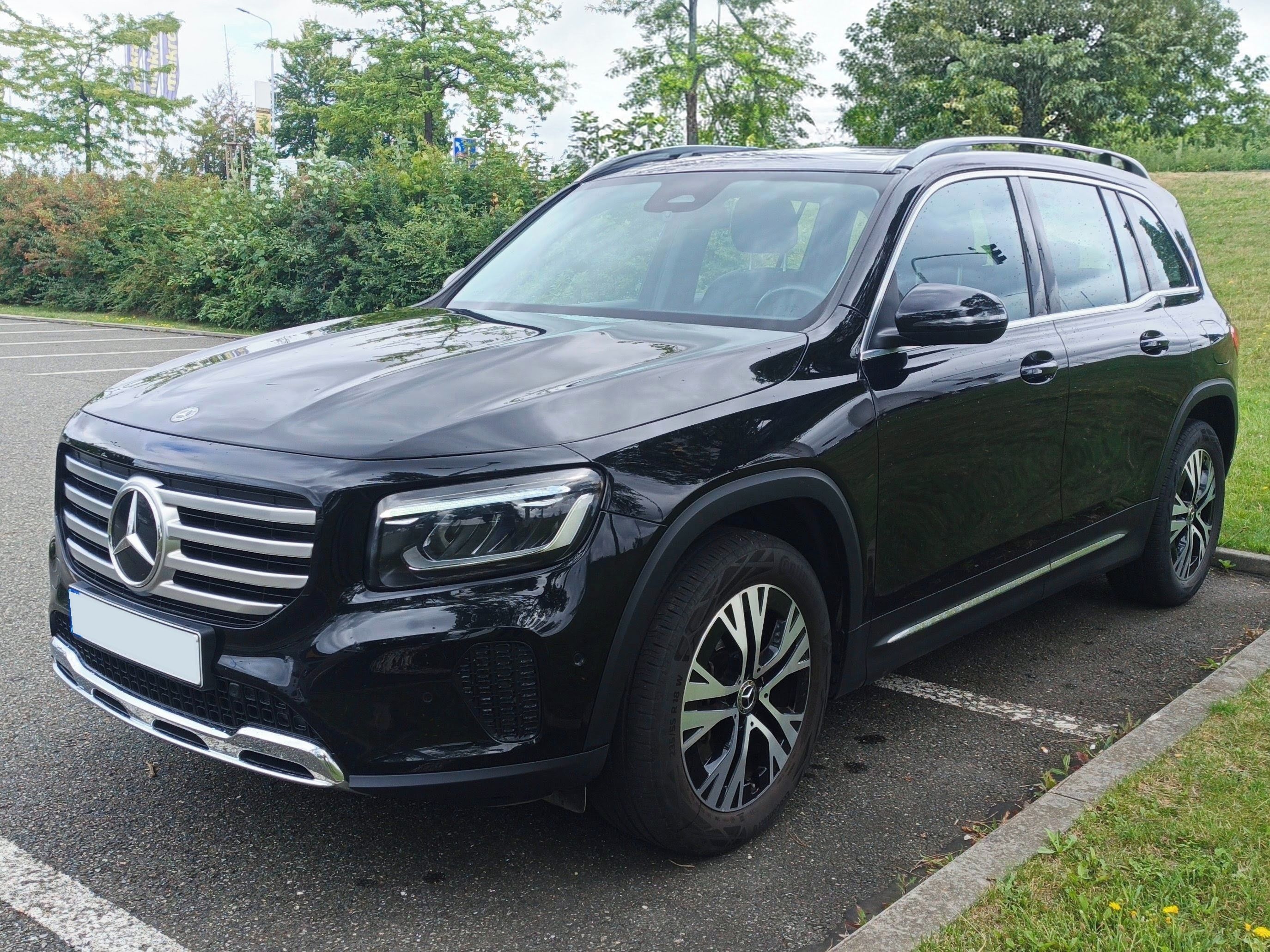 Mercedes-Benz GLB, 200d 4MATIC, ČR*1.Maj.*ZÁRUKA