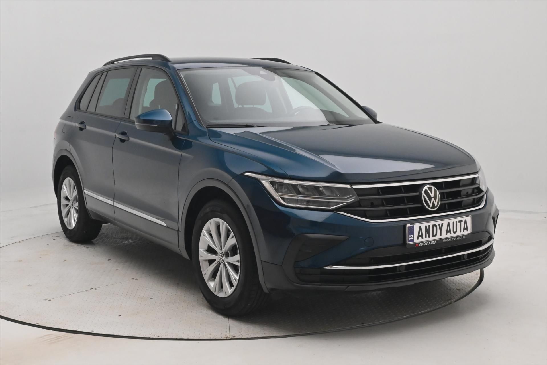 Volkswagen Tiguan, 2,0 TDI 110 kW LIFE Záruka až - fotka 3