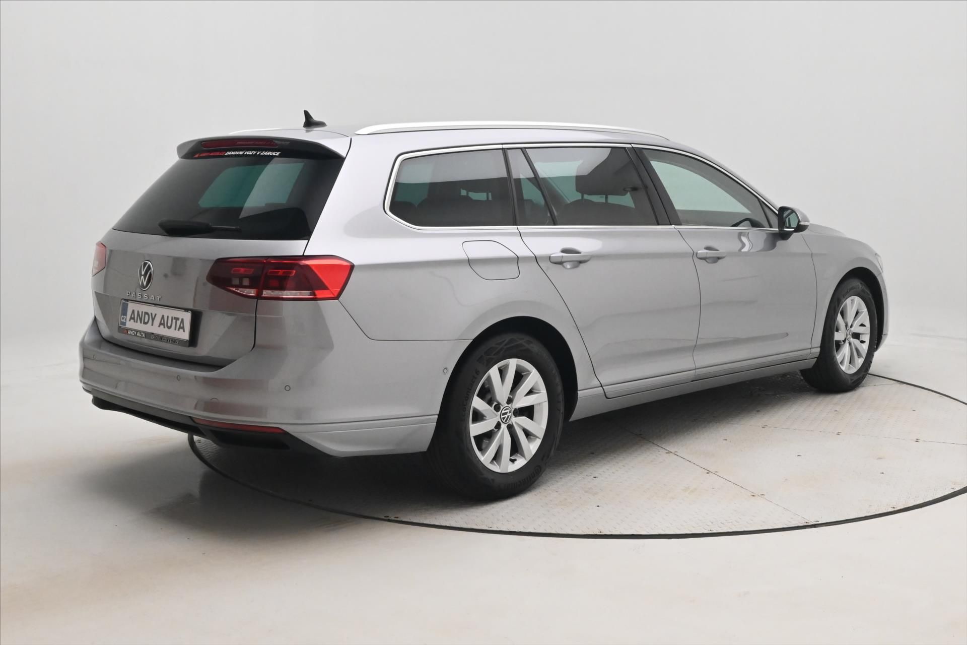 Volkswagen Passat, 1,5 TSI 110 kW DSG Business Zá - fotka 5
