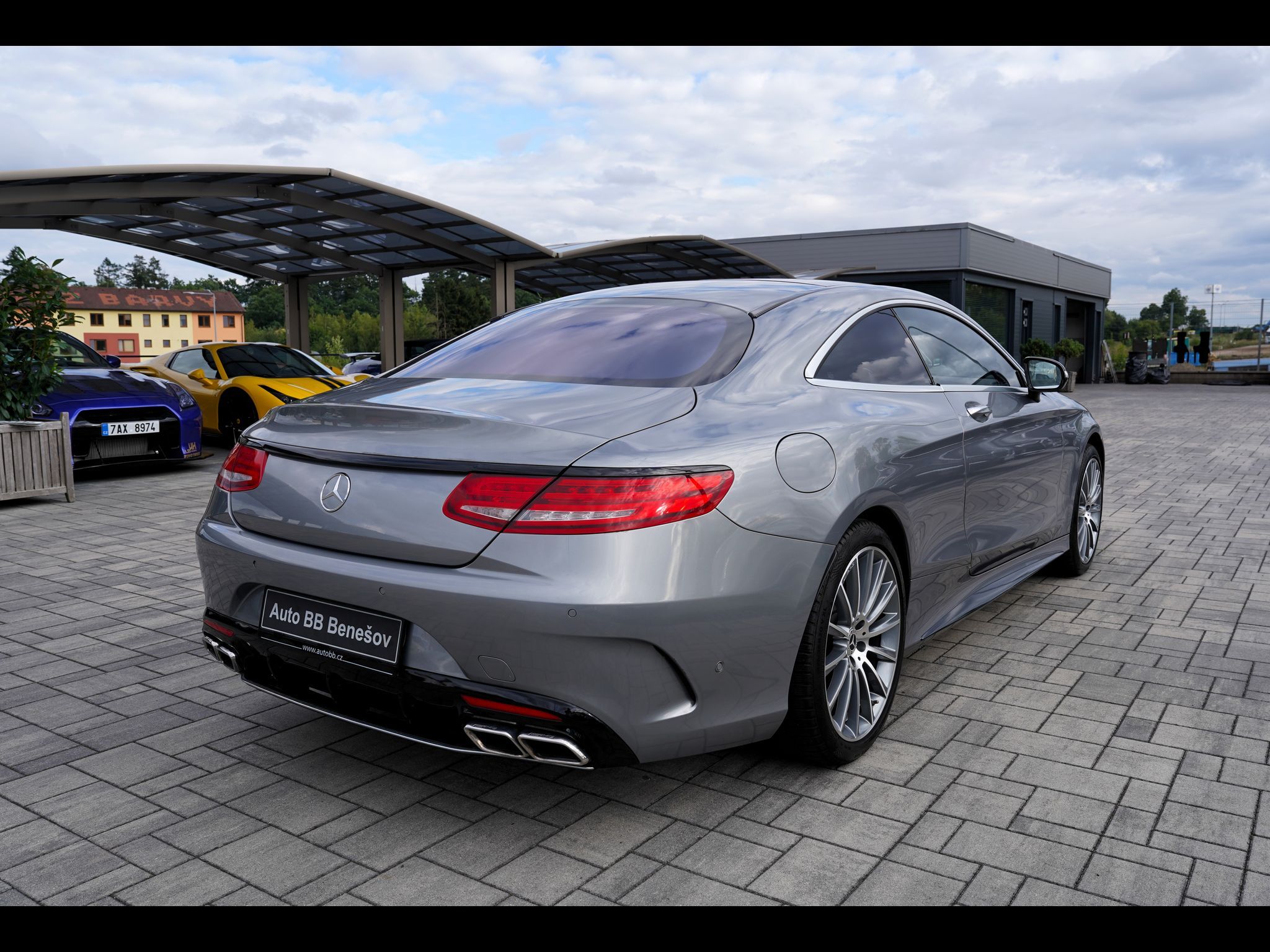 Mercedes-Benz Třídy S, S 500 4Matic Coupe AMG - fotka 6