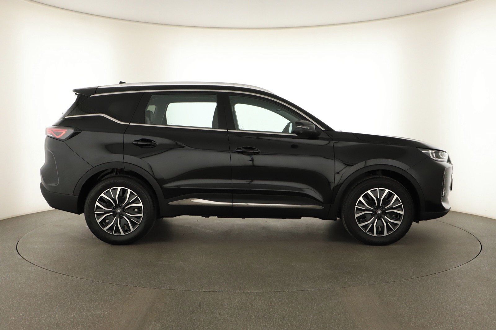 Chery Tiggo 7, 1.6 TGDI, Luxury, Záruka - fotka 6