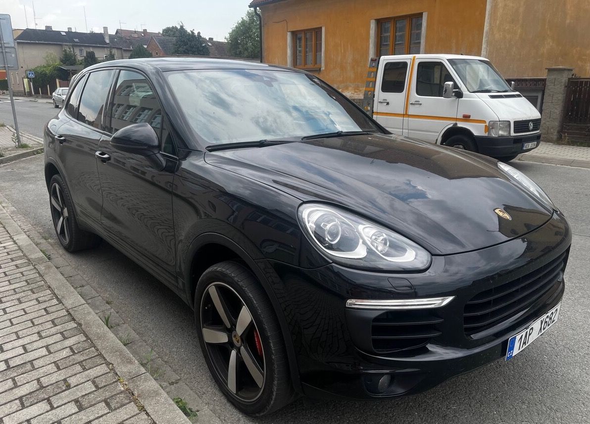 Porsche Cayenne - fotka 2