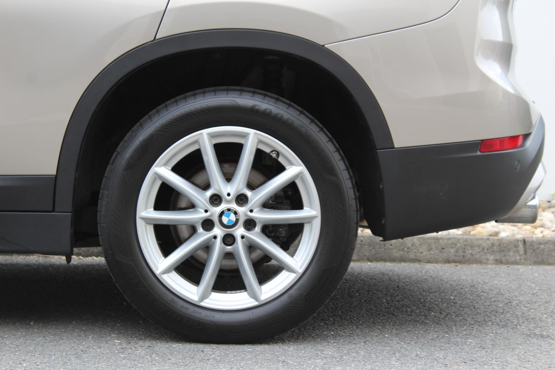 BMW X1, xDrive18d - fotka 6