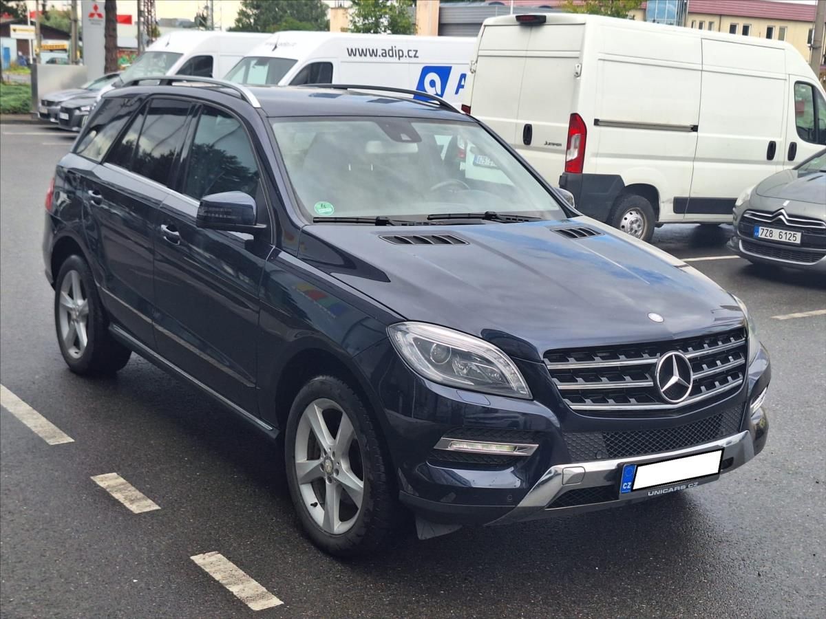 Mercedes-Benz Třídy M, 3,0 Bluetec 4Matic  ML 350 ČR - fotka 3