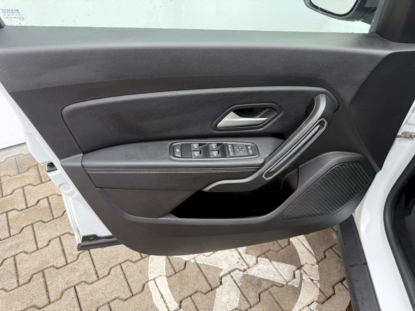Dacia Duster, 1.5DCi 84kW/114PS 4x4 - fotka 6
