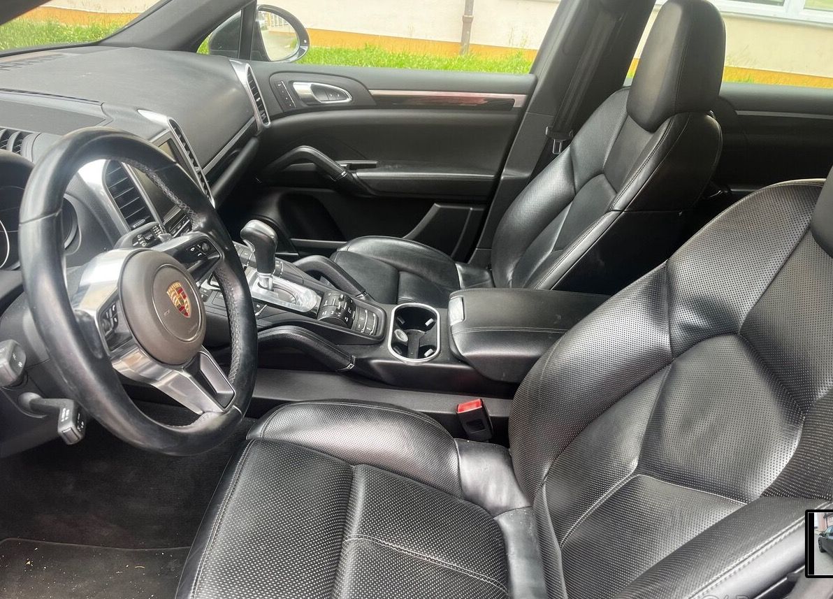 Porsche Cayenne - fotka 5
