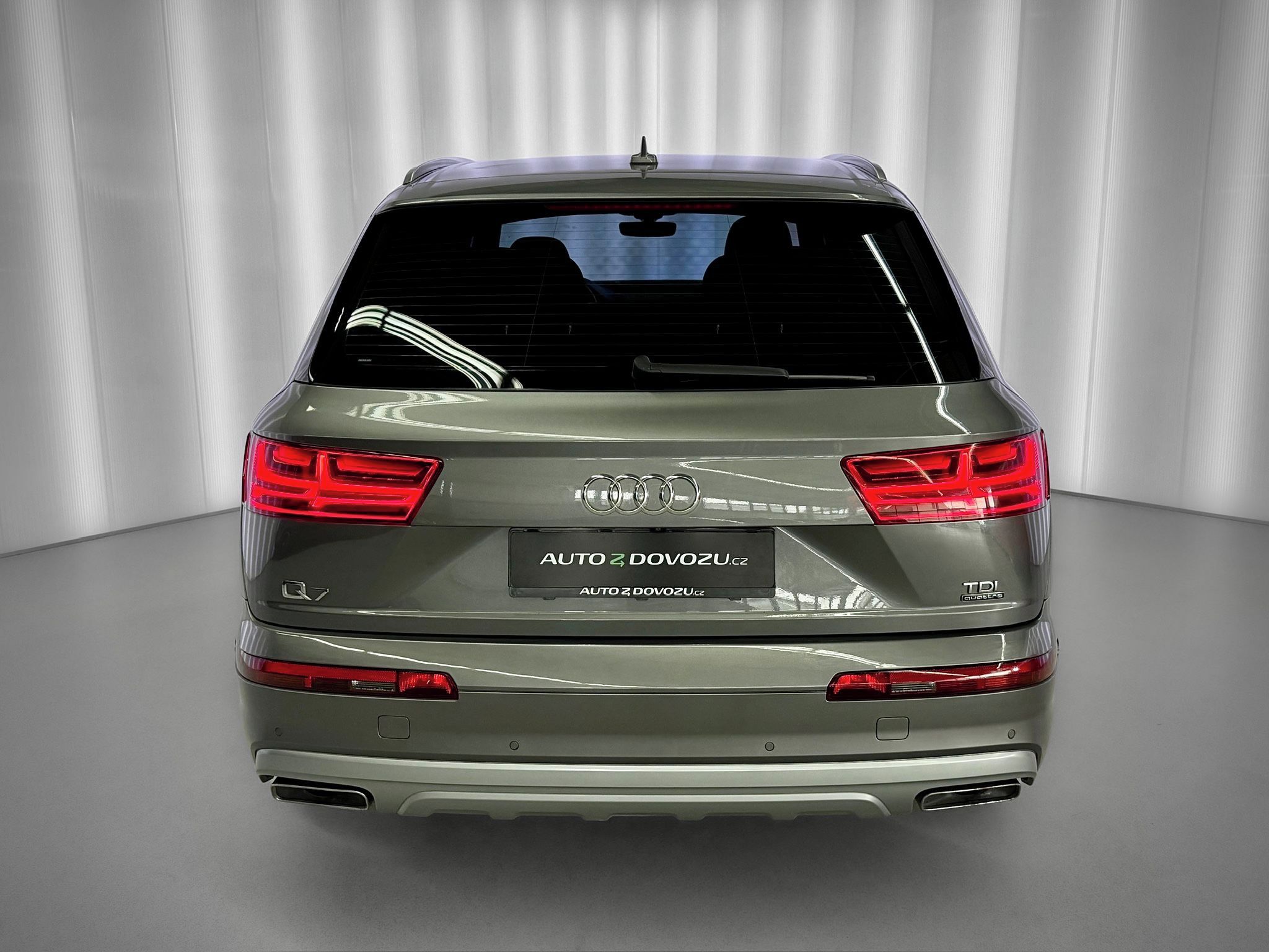 Audi Q7, 3.0TDI 200KW QUATTRO S-LINE, V - fotka 6