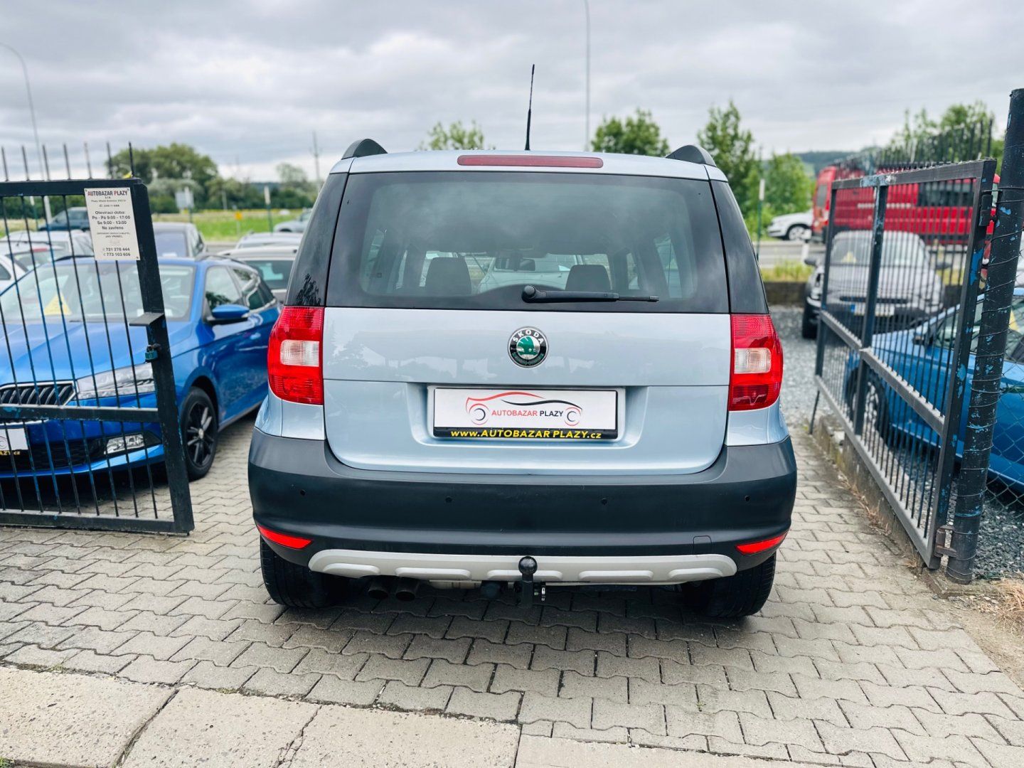 Škoda Yeti, 1.2TSi VÝHŘEV SED. - fotka 5