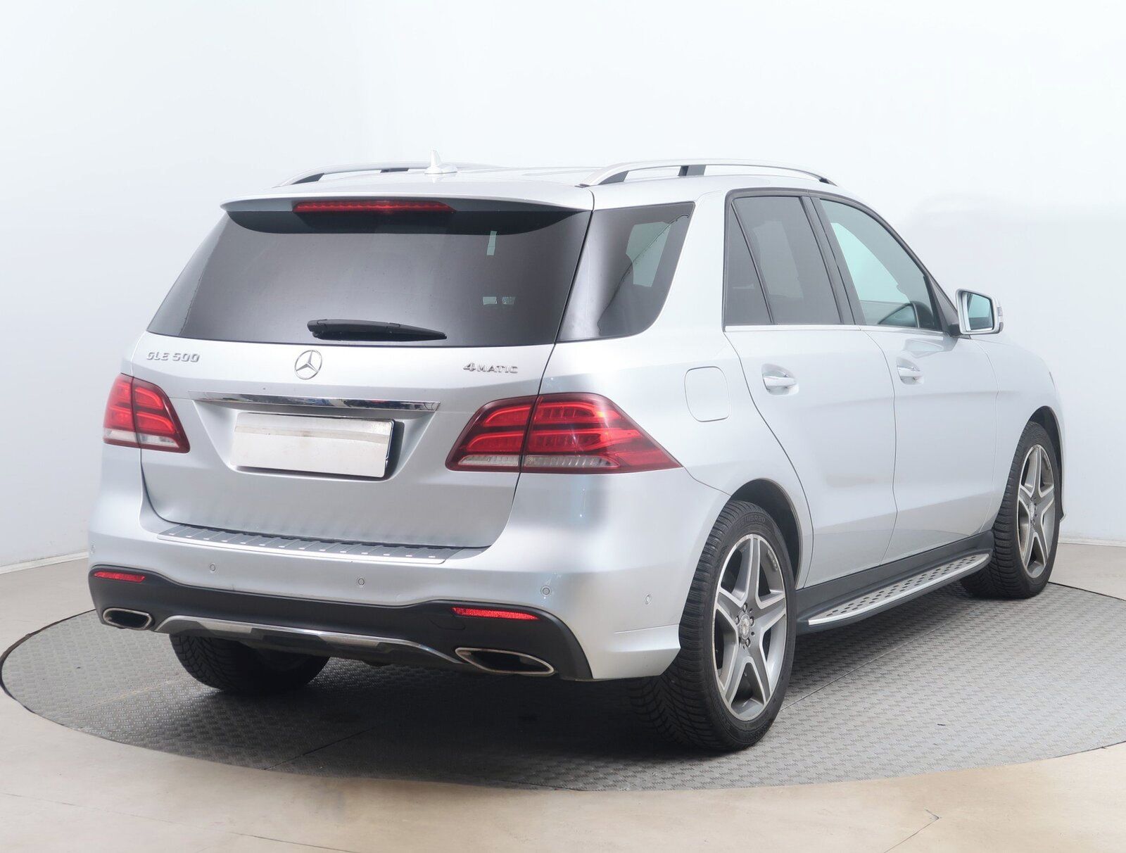 Mercedes-Benz GLE, 500, 4X4, Automat, Kůže - fotka 5