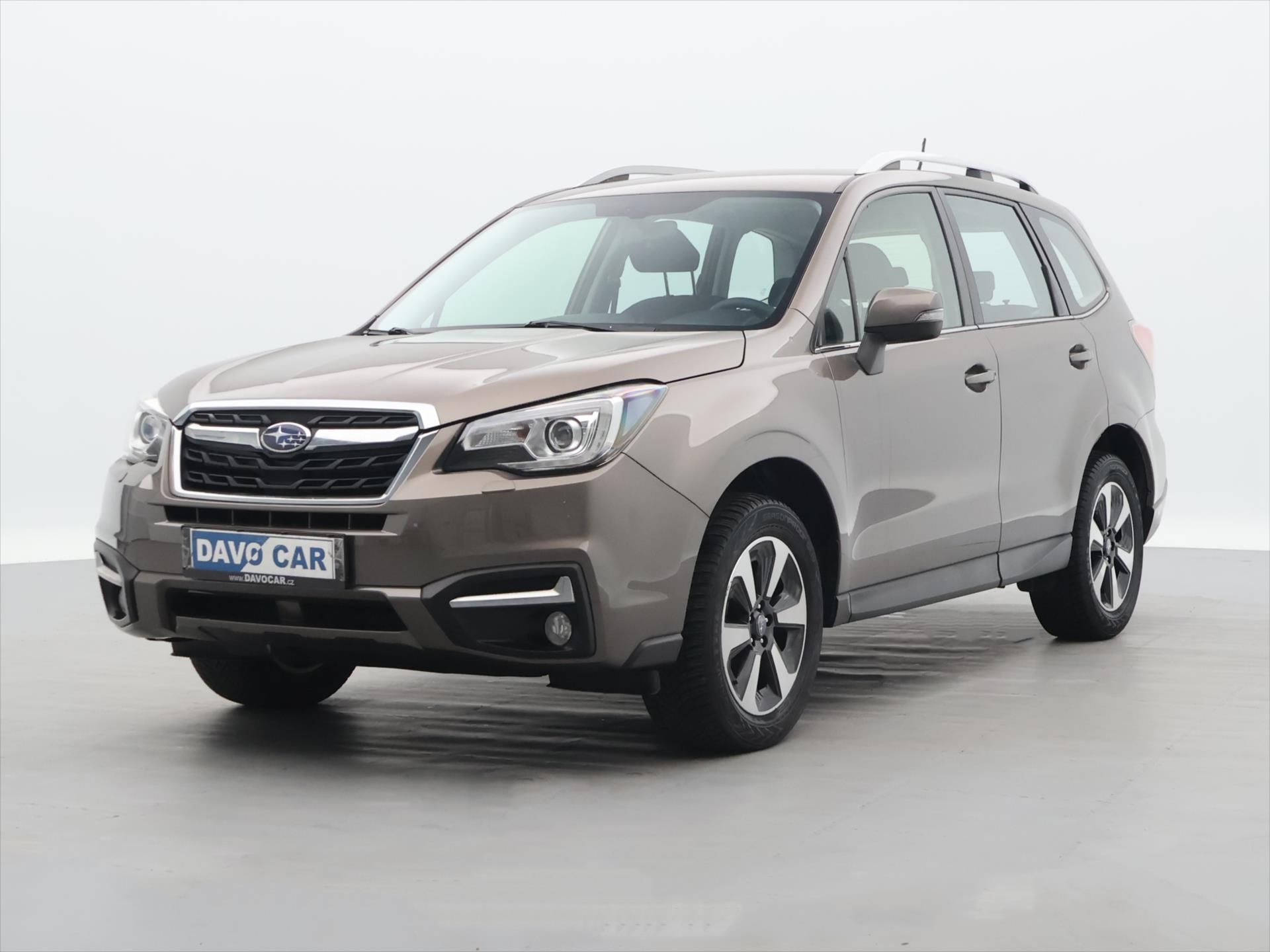 Subaru Forester, 2,0 i-L 110kW Comfort 4x4 CZ - fotka 3