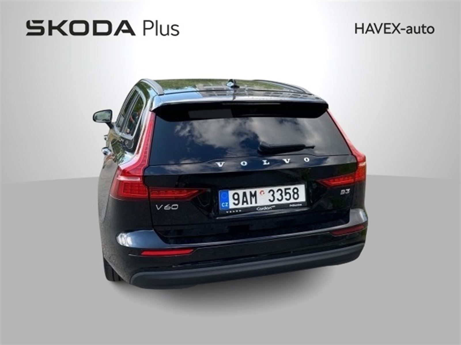 Volvo V60, 2.0 B3 AT Core - fotka 4