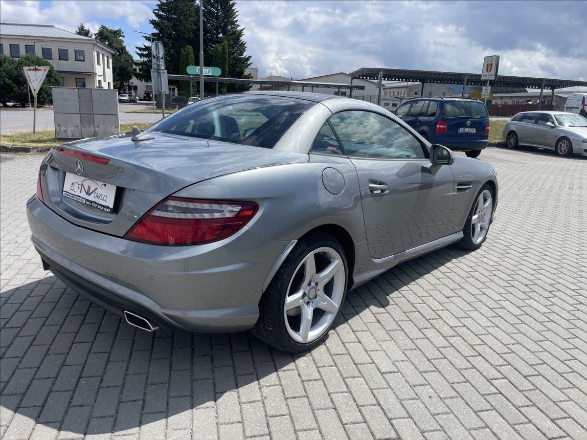 Mercedes-Benz SLK, 3,5 225kw AMG Odpočet DPH - fotka 4