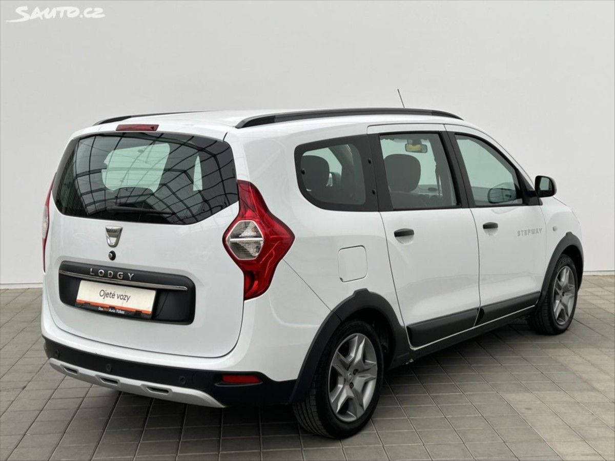Dacia Lodgy, 1,5 dCi 85kW StepWay 7míst - fotka 2