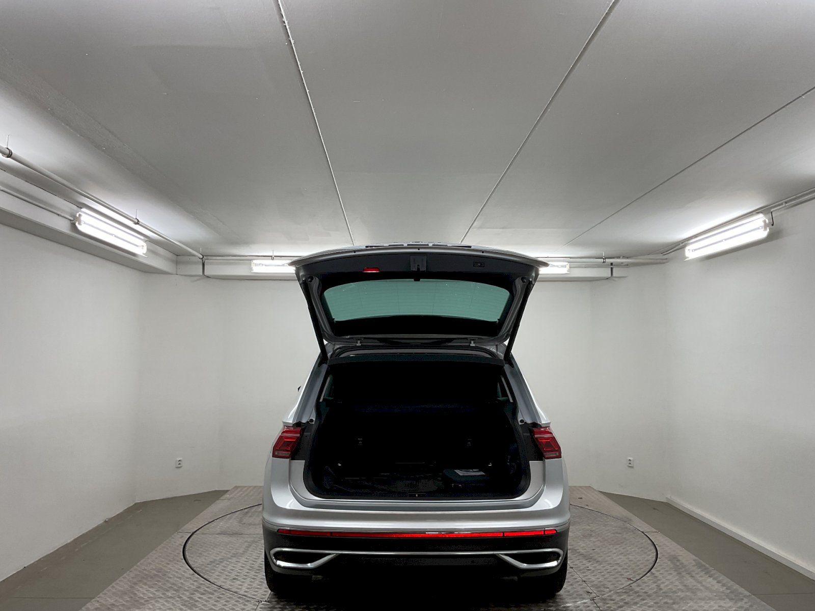 Volkswagen Tiguan, ELEGANCE 1,5 TSI 110 KW EVO 7D - fotka 6