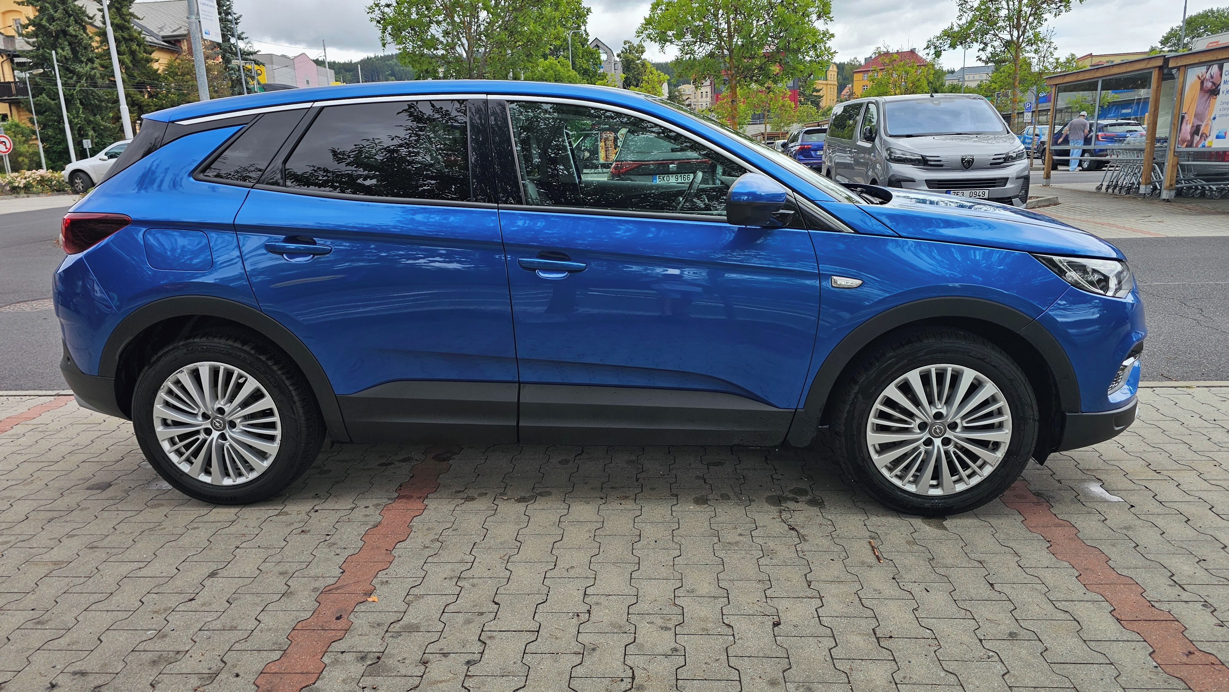 Opel Grandland X, 1,2 T, 96Kw, serviska - fotka 6